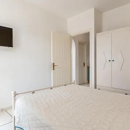 Apartment Orkos View *
